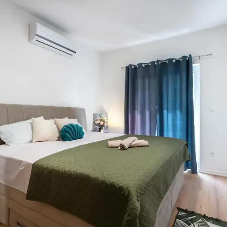 Villa Nadalina, Cista Provo *